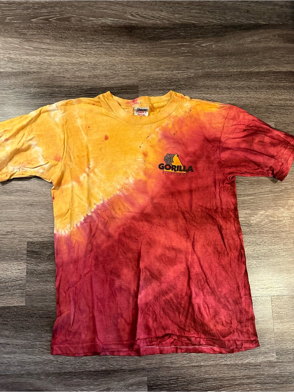 Gorilla Tie-Dye Short Sleeve Tee in Yellow & Red sz L